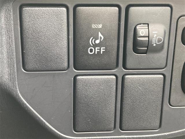 プリウス Ｌ　純正メモリナビ　ワンセグＴＶ　Ｂｌｕｅｔｏｏｔｈ接続　ＣＤ　ミュージックサーバー　バックカメラ　ＥＴＣ　プッシュスタート　オートライト（16枚目）