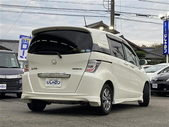 フリードスパイクハイブリッド ジャストセレクション　社外ＳＤナビ　フルセグＴＶ　ＣＤ　ＤＶＤ　両側パワースライドドア　クルーズコントロール　バックカメラ　ＥＴＣ　ＨＩＤヘッドライト　オートライト　スマートキー　純正ＡＷ（25枚目）