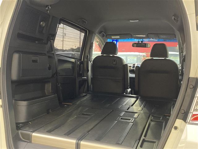 フリードスパイクハイブリッド ジャストセレクション　社外ＳＤナビ　フルセグＴＶ　ＣＤ　ＤＶＤ　両側パワースライドドア　クルーズコントロール　バックカメラ　ＥＴＣ　ＨＩＤヘッドライト　オートライト　スマートキー　純正ＡＷ（29枚目）