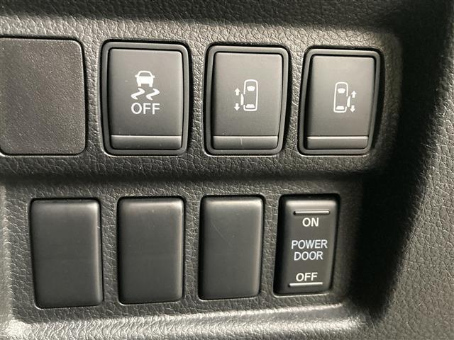 エルグランド 250ハイウェイスターS 純正SDナビ フルセグTV Bluetooth接続 CD DVD ミュージックサーバー 両側パワースライドドア バックカメラ フリップダウンモニター ETC LEDヘッドライト オートライト(12枚目)