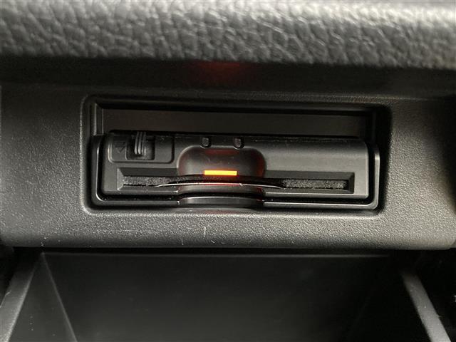 エルグランド 250ハイウェイスターS 純正SDナビ フルセグTV Bluetooth接続 CD DVD ミュージックサーバー 両側パワースライドドア バックカメラ フリップダウンモニター ETC LEDヘッドライト オートライト(13枚目)