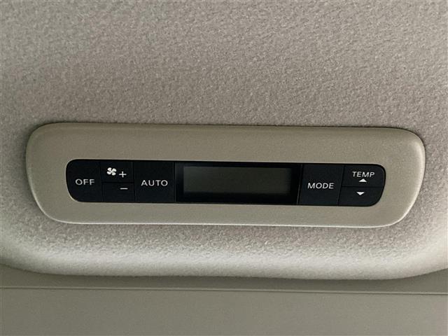 エルグランド 250ハイウェイスターS 純正SDナビ フルセグTV Bluetooth接続 CD DVD ミュージックサーバー 両側パワースライドドア バックカメラ フリップダウンモニター ETC LEDヘッドライト オートライト(31枚目)