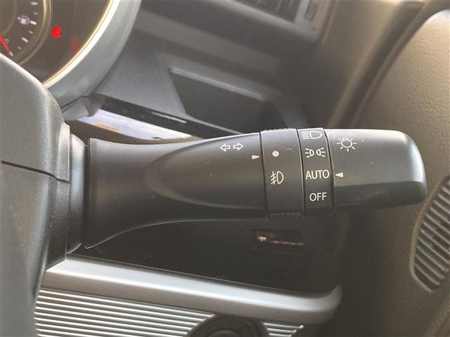 スペーシアカスタム ハイブリッドXS 社外SDナビ フルセグTV Bluetooth接続 CD DVD ミュージックサーバー 両側パワースライドドア 衝突軽減ブレーキ LEDヘッドライト オートライト プッシュスタート&スマートキー(9枚目)