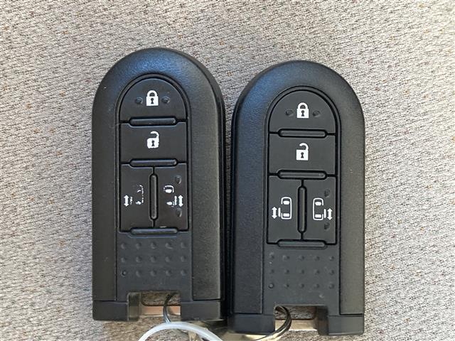 ムーヴキャンバス Gメイクアップ SAII 社外SDナビ フルセグTV Bluetooth接続 CD DVD ミュージックサーバー 両側パワースライドドア 衝突軽減ブレーキ バックカメラ LEDヘッドライト オートライト プッシュスタート(17枚目)