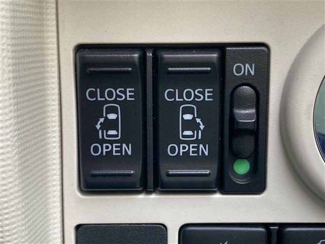 ムーヴキャンバス Gブラックインテリアリミテッド SAIII 純正SDナビ フルセグTV Bluetoth接続 CD DVD ミュージックサーバー 両側パワースライドドア 360°カメラ 衝突軽減ブレーキ LEDヘッドライト オートライト オートハイビーム(12枚目)