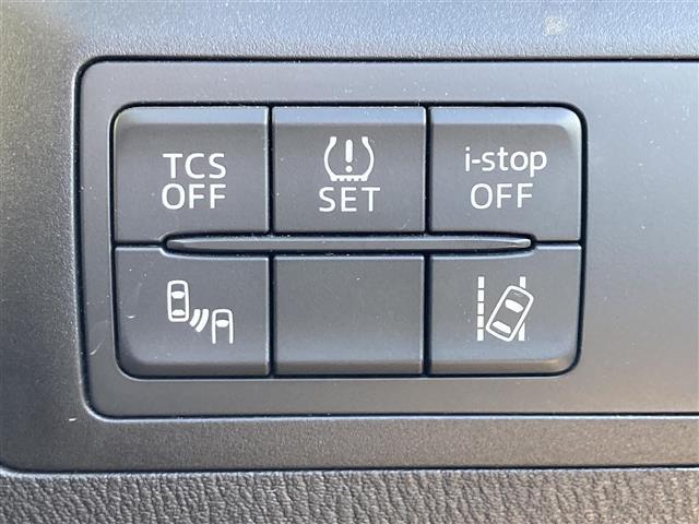 ＣＸ－５ ＸＤ　プロアクティブ　純正ＳＤナビ　フルセグＴＶ　Ｂｌｕｅｔｏｏｔｈ接続　ＣＤ　ＤＶＤ　衝突軽減ブレーキ　レーダークルーズ　バック／サイドカメラ　コーナーセンサー　ＥＴＣ　ＨＩＤヘッドライト　オートライト　プッシュスタート（14枚目）