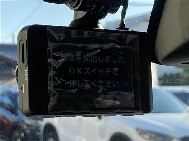 スペーシアカスタム ハイブリッドＸＳ　社外ＳＤナビ　ワンセグＴＶ　Ｂｌｕｅｔｏｏｔｈ接続　ＣＤ　ＤＶＤ　両側パワースライドドア　衝突軽減ブレーキ　レーンキープアシスト　運転席シートヒーター　ＬＥＤヘッドライト　オートライト　スマートキー（21枚目）