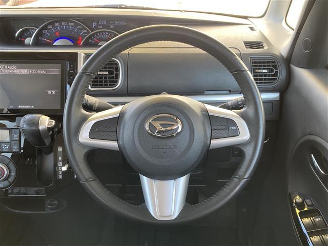 タント カスタムＲＳ　ＳＡＩＩＩ　純正ＳＤナビ　フルセグＴＶ　Ｂｌｕｅｔｏｏｔｈ接続　ＣＤ　ＤＶＤ　ミュージックサーバー　両側パワースライドドア　衝突軽減ブレーキ　レーンキープアシスト　バックカメラ　シートヒーター　ＬＥＤヘッドライト（7枚目）