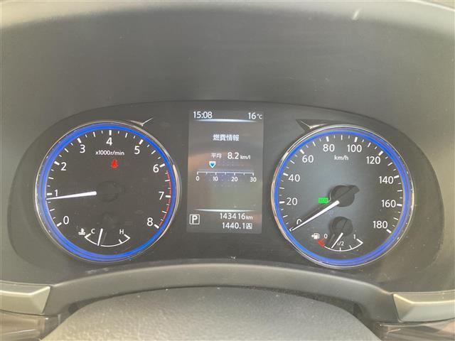 エルグランド ２５０ハイウェイスターＳ　アーバンクロム　純正ＨＤＤナビ　フルセグＴＶ　Ｂｌｕｅｔｏｏｔｈ接続　ＣＤ　ＤＶＤ　両側パワースライドドア　純正フリップダウンモニター　３６０°カメラ　クルーズコントロール　ＥＴＣ　前後コーナーセンサー　ＬＥＤライト（6枚目）