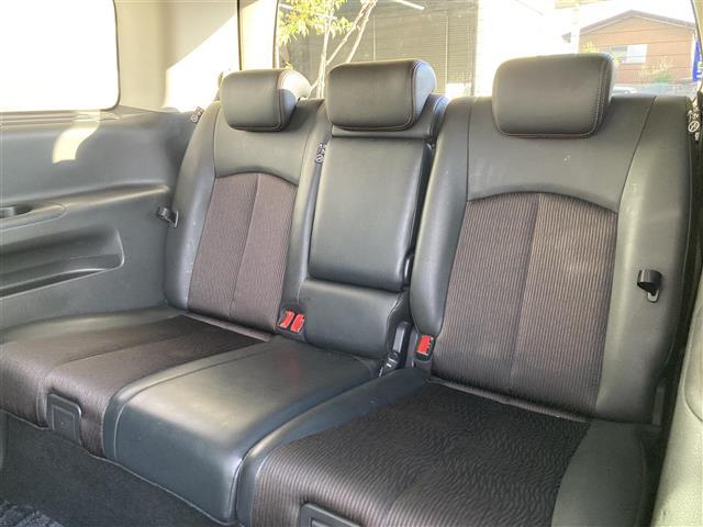 エルグランド ２５０ハイウェイスターＳ　アーバンクロム　純正ＨＤＤナビ　フルセグＴＶ　Ｂｌｕｅｔｏｏｔｈ接続　ＣＤ　ＤＶＤ　両側パワースライドドア　純正フリップダウンモニター　３６０°カメラ　クルーズコントロール　ＥＴＣ　前後コーナーセンサー　ＬＥＤライト（27枚目）