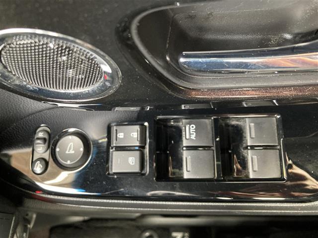 Ｎ－ＢＯＸカスタム Ｇ・Ｌホンダセンシング　純正メモリナビ　フルセグＴＶ　Ｂｌｕｅｔｏｏｔｈ接続　ＣＤ　ＤＶＤ　ミュージックサーバー　片側パワースライドドア　バックカメラ　衝突軽減ブレーキ　レーンキープアシスト　レーダークルーズ　ＥＴＣ（22枚目）