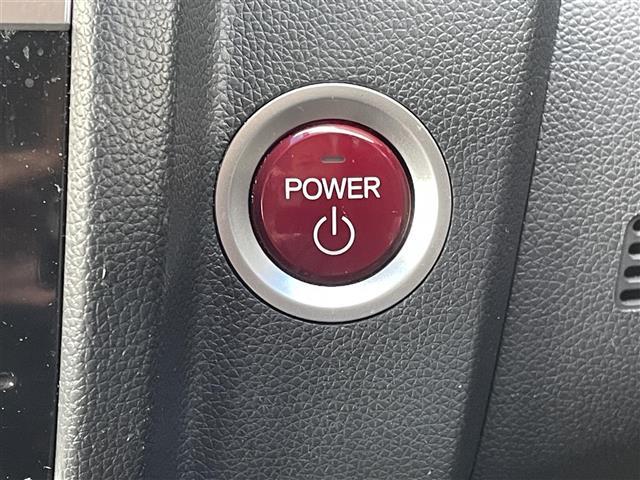 フィットハイブリッド Fパッケージ 純正SDナビ フルセグTV Bluetooth接続 CD DVD バックカメラ ETC HIDヘッドライト オートライト プッシュスタート&スマートキー(11枚目)