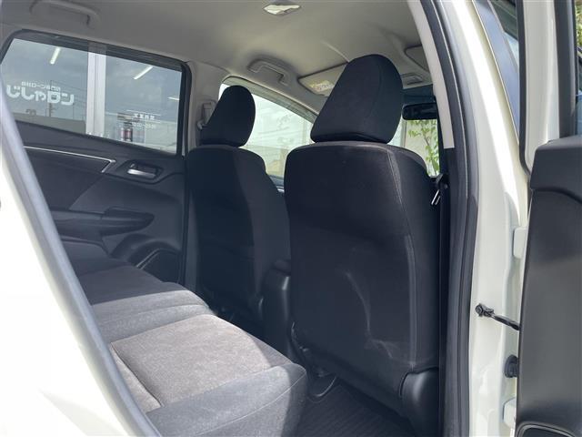 フィットハイブリッド Fパッケージ 純正SDナビ フルセグTV Bluetooth接続 CD DVD バックカメラ ETC HIDヘッドライト オートライト プッシュスタート&スマートキー(27枚目)