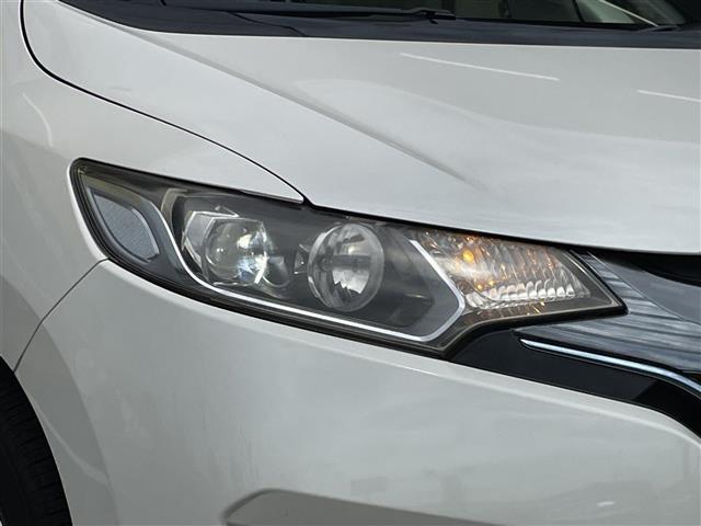 フィットハイブリッド Fパッケージ 純正SDナビ フルセグTV Bluetooth接続 CD DVD バックカメラ ETC HIDヘッドライト オートライト プッシュスタート&スマートキー(33枚目)