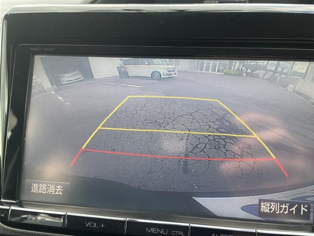 ヴォクシー ＺＳ　純正ＳＤナビ　フルセグテレビ　バックカメラ　フリップダウンモニター　両側パワースライドドア　革巻ステアリング　ステアリングリモコン　ＥＴＣ　後席用サンシェード　オートリトラミラー（14枚目）
