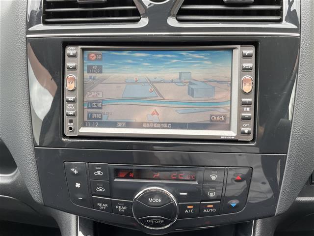 セレナ ハイウェイスター 純正ナビ フルセグTV フリップダウンモニター 両パワスラ サンシェード 革巻ステ ドアバイザー ETC(13枚目)