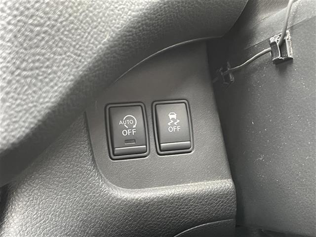 セレナ ハイウェイスター 純正ナビ フルセグTV フリップダウンモニター 両パワスラ サンシェード 革巻ステ ドアバイザー ETC(21枚目)