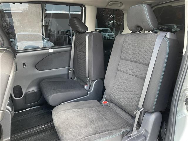 セレナ ライダー（33枚目）