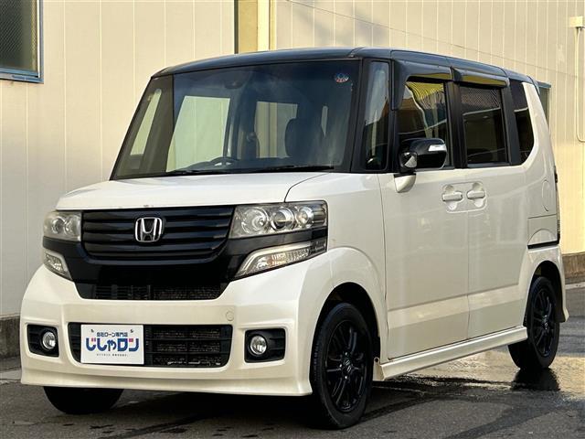 N-BOXカスタム 2トーンカラースタイル G・Aパッケージ 社外ナビ フルセグTV ドアバイザー ステアリングリモコン 革巻きステアリング オートライト 片側パワースライドドア プッシュスタート(9枚目)