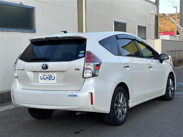 プリウスアルファ S 純正ナビ◇フルセグテレビ◇バックカメラ◇ETC◇ドライブレコーダー◇Bluetooth◇ドアバイザー◇革巻きステアリング◇ステアリングリモコン◇禁煙車(9枚目)