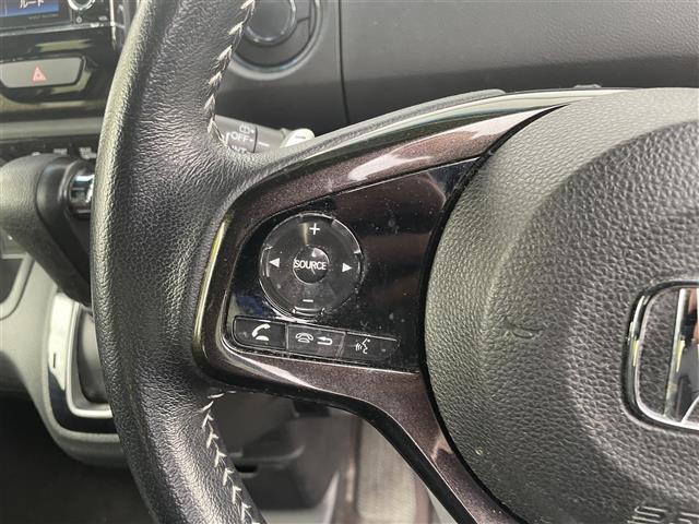 Ｎ－ＢＯＸカスタム Ｇ・Ｌターボホンダセンシング　純正ＳＤナビ／フルセグテレビ／バックカメラ／両側パワースライドドア／ＬＥＤヘッドライト／レーダークルーズコントロール／ＥＴＣ／ＬＫＡ／革巻ステアリング／リアサンシェード／衝突軽減システム（24枚目）