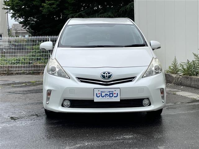 プリウスアルファ Ｓ　禁煙車／純正ナビ／ドアバイザー／ステアリングリモコン／ＥＴＣ／カーテンエアバック／オートエアコン／プッシュスタート（3枚目）