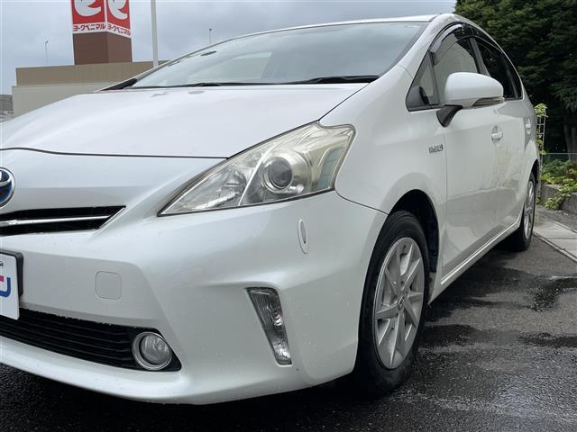 プリウスアルファ Ｓ　禁煙車／純正ナビ／ドアバイザー／ステアリングリモコン／ＥＴＣ／カーテンエアバック／オートエアコン／プッシュスタート（4枚目）
