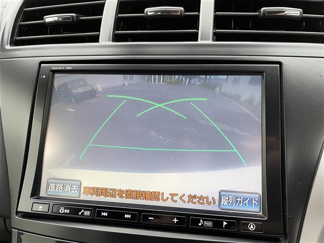 プリウスアルファ Ｓ　禁煙車／純正ナビ／ドアバイザー／ステアリングリモコン／ＥＴＣ／カーテンエアバック／オートエアコン／プッシュスタート（14枚目）