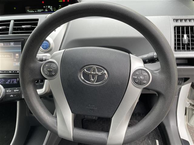 プリウスアルファ Ｓ　禁煙車／純正ナビ／ドアバイザー／ステアリングリモコン／ＥＴＣ／カーテンエアバック／オートエアコン／プッシュスタート（16枚目）