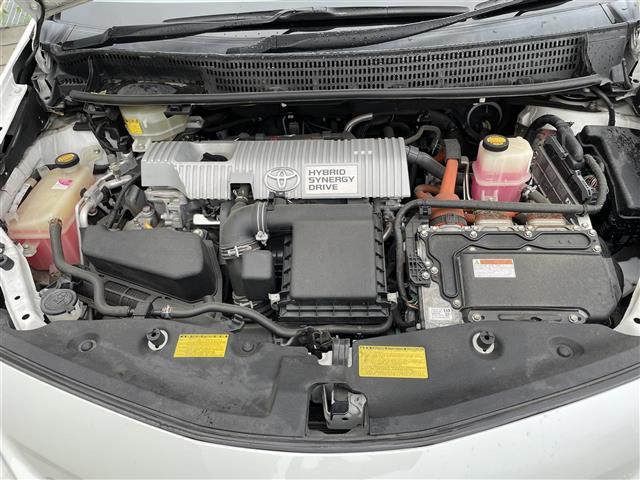 プリウスアルファ Ｓ　禁煙車／純正ナビ／ドアバイザー／ステアリングリモコン／ＥＴＣ／カーテンエアバック／オートエアコン／プッシュスタート（38枚目）