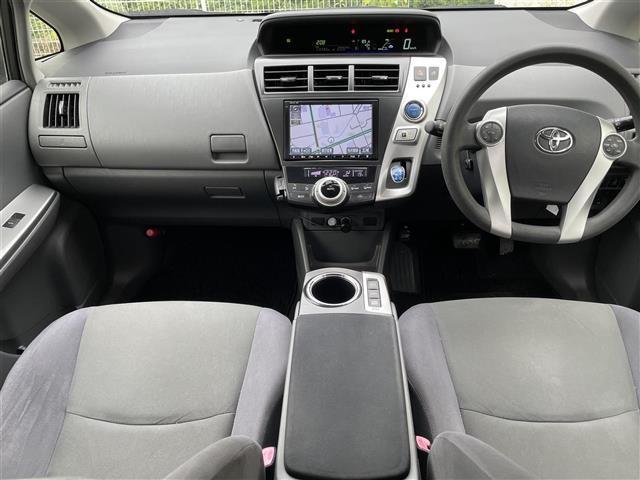 プリウスアルファ Ｓ　禁煙車／純正ナビ／ドアバイザー／ステアリングリモコン／ＥＴＣ／カーテンエアバック／オートエアコン／プッシュスタート（39枚目）