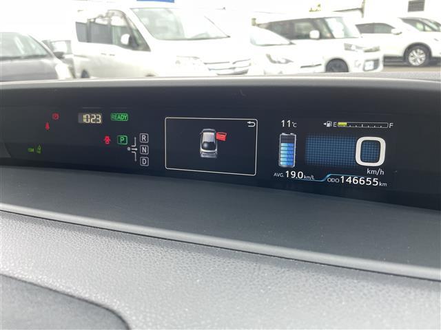 プリウス A 純正SDナビ/フルセグテレビ/バックカメラ/革巻ステアリング/衝突軽減システム/ヘッドアップディスプレイ/LAK/ブラインドスポットモニター/ETC/レーダークルーズコントロール/社外前後ドラレコ(12枚目)