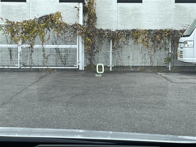 プリウス A 純正SDナビ/フルセグテレビ/バックカメラ/革巻ステアリング/衝突軽減システム/ヘッドアップディスプレイ/LAK/ブラインドスポットモニター/ETC/レーダークルーズコントロール/社外前後ドラレコ(20枚目)