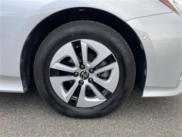 プリウス A 純正SDナビ/フルセグテレビ/バックカメラ/革巻ステアリング/衝突軽減システム/ヘッドアップディスプレイ/LAK/ブラインドスポットモニター/ETC/レーダークルーズコントロール/社外前後ドラレコ(38枚目)