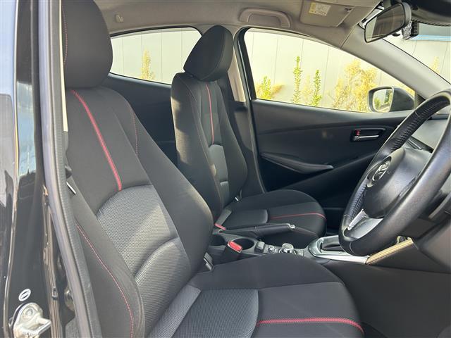 デミオ XDツーリング 純正ナビ/バックカメラ/HUD/革巻きステアリング/クルーズコントロール/パドルシフト/フォグランプ/ドアバイザー/ステアリングリモコン/ドライブレコーダー/ETC(11枚目)