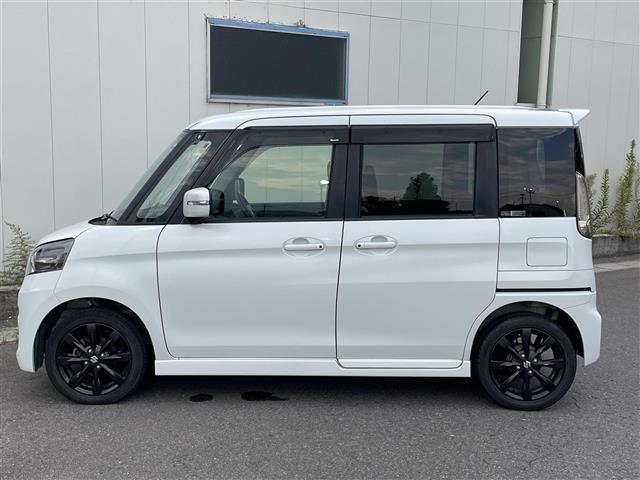 スペーシアカスタム ＸＳ　社外メモリナビ／バックカメラ／フルセグテレビ／革巻きステアリング／ステアリングリモコン／両側パワースライドドア／ＥＴＣ／ドアバイザー／シートヒーター（7枚目）