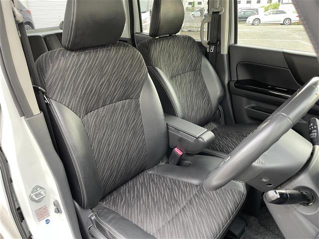 スペーシアカスタム ＸＳ　社外メモリナビ／バックカメラ／フルセグテレビ／革巻きステアリング／ステアリングリモコン／両側パワースライドドア／ＥＴＣ／ドアバイザー／シートヒーター（11枚目）