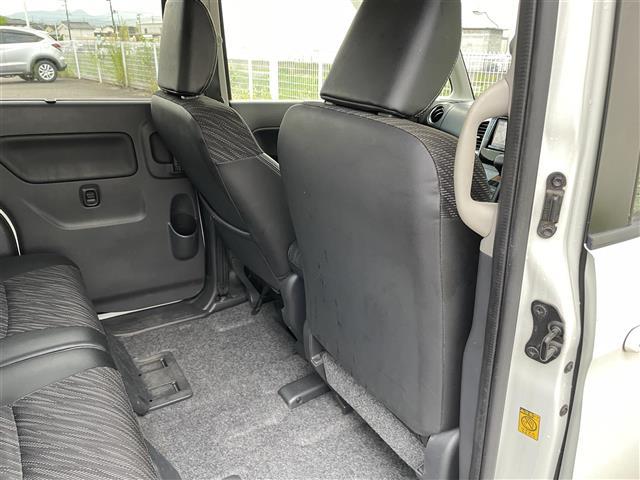 スペーシアカスタム ＸＳ　社外メモリナビ／バックカメラ／フルセグテレビ／革巻きステアリング／ステアリングリモコン／両側パワースライドドア／ＥＴＣ／ドアバイザー／シートヒーター（14枚目）