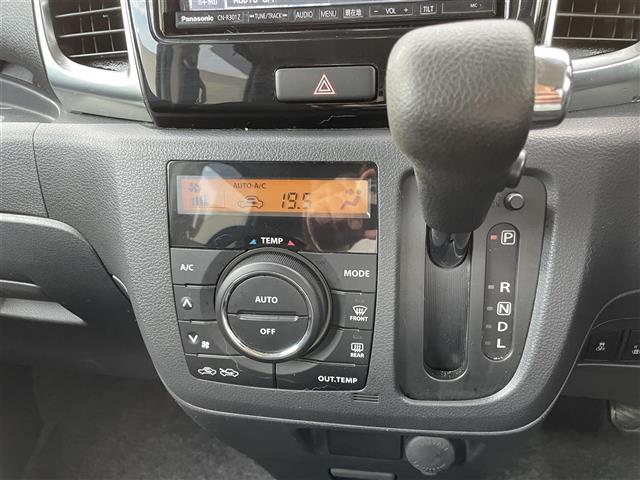 スペーシアカスタム ＸＳ　社外メモリナビ／バックカメラ／フルセグテレビ／革巻きステアリング／ステアリングリモコン／両側パワースライドドア／ＥＴＣ／ドアバイザー／シートヒーター（24枚目）