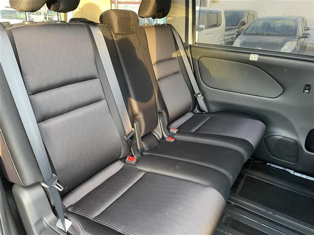 セレナ ハイウェイスター　純正ＳＤナビ／フルセグテレビ／バックカメラ／革巻ステアリング／ステアリングリモコン／クルーズコントロール／ドライブレコーダー／ドアバイザー／ヘッドライトレベライザー（34枚目）