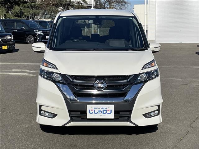 セレナ ハイウェイスター　純正ナビ／バックカメラ／フルセグテレビ／両側パワースライドドア／ハンズフリードア／革巻ステアリング／クルーズコントロール／ステアリングリモコン／衝突軽減システム／ドアバイザー／ＥＴＣ／キャンセラ（3枚目）