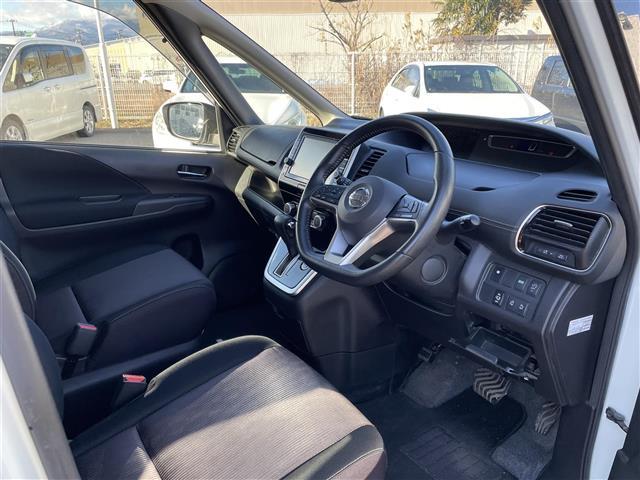 セレナ ハイウェイスター　純正ナビ／バックカメラ／フルセグテレビ／両側パワースライドドア／ハンズフリードア／革巻ステアリング／クルーズコントロール／ステアリングリモコン／衝突軽減システム／ドアバイザー／ＥＴＣ／キャンセラ（28枚目）