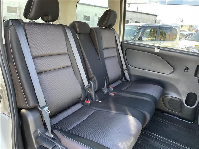 セレナ ハイウェイスター　純正ナビ／バックカメラ／フルセグテレビ／両側パワースライドドア／ハンズフリードア／革巻ステアリング／クルーズコントロール／ステアリングリモコン／衝突軽減システム／ドアバイザー／ＥＴＣ／キャンセラ（29枚目）