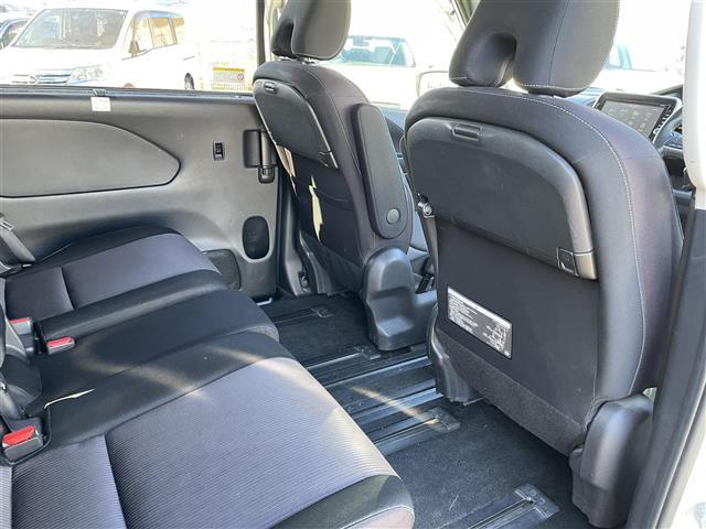 セレナ ハイウェイスター　純正ナビ／バックカメラ／フルセグテレビ／両側パワースライドドア／ハンズフリードア／革巻ステアリング／クルーズコントロール／ステアリングリモコン／衝突軽減システム／ドアバイザー／ＥＴＣ／キャンセラ（30枚目）