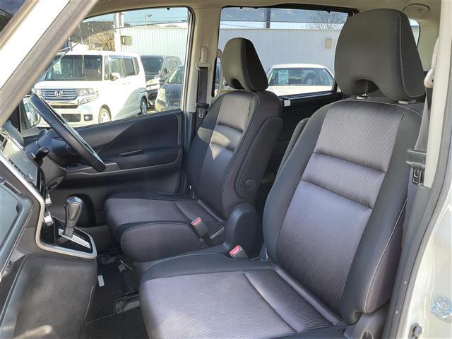 セレナ ハイウェイスター　純正ナビ／バックカメラ／フルセグテレビ／両側パワースライドドア／ハンズフリードア／革巻ステアリング／クルーズコントロール／ステアリングリモコン／衝突軽減システム／ドアバイザー／ＥＴＣ／キャンセラ（31枚目）