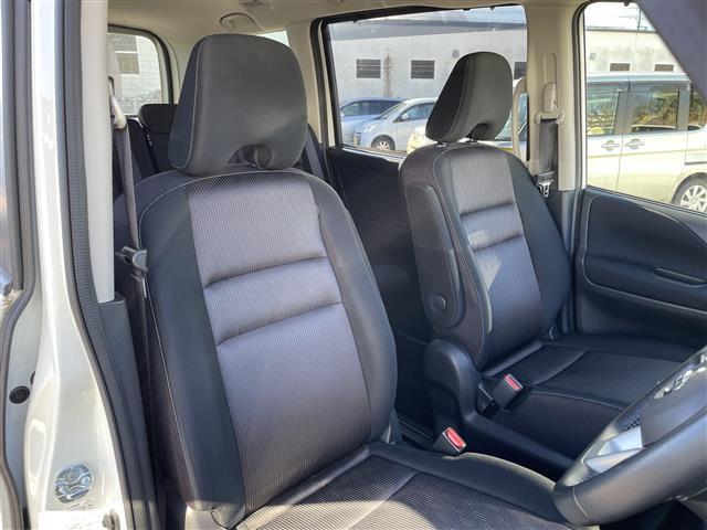 セレナ ハイウェイスター　純正ナビ／バックカメラ／フルセグテレビ／両側パワースライドドア／ハンズフリードア／革巻ステアリング／クルーズコントロール／ステアリングリモコン／衝突軽減システム／ドアバイザー／ＥＴＣ／キャンセラ（32枚目）