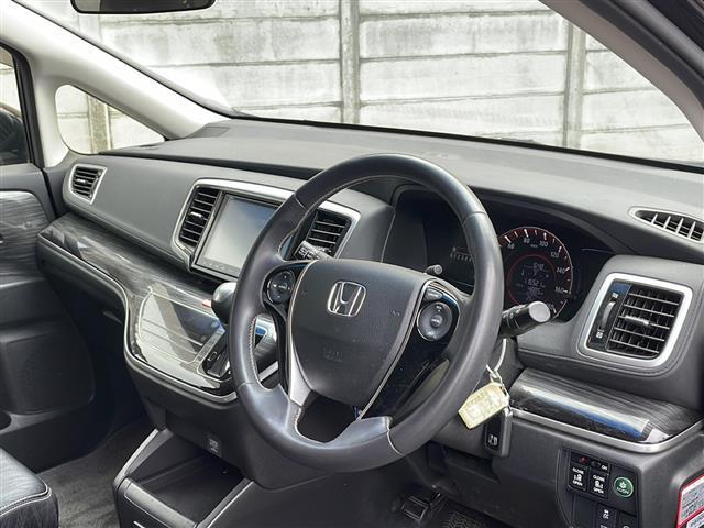 オデッセイ アブソルート　☆純正ナビ☆Ｂｌｕｅｔｏｏｔｈ☆ＥＴＣ☆フリップダウン☆バックカメラ☆フルセグ☆両側パワースライド☆オットマン（14枚目）
