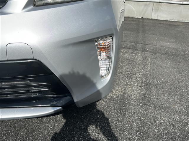 プリウス Ｓ　☆純正ナビ☆Ｂｌｕｅｔｏｏｔｈ☆フルセグテレビ☆ＥＴＣ☆純正フロアマット☆トノカバー☆横滑り防止☆オートライト（27枚目）
