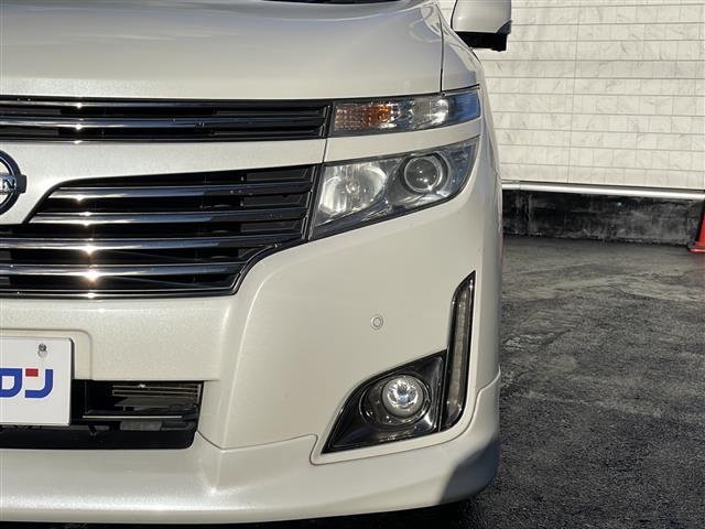 エルグランド ３５０ハイウェイスター　純正ナビ　バックカメラ　両面パワースライドドア　パワーバックドア　純正アルミホイール（25枚目）