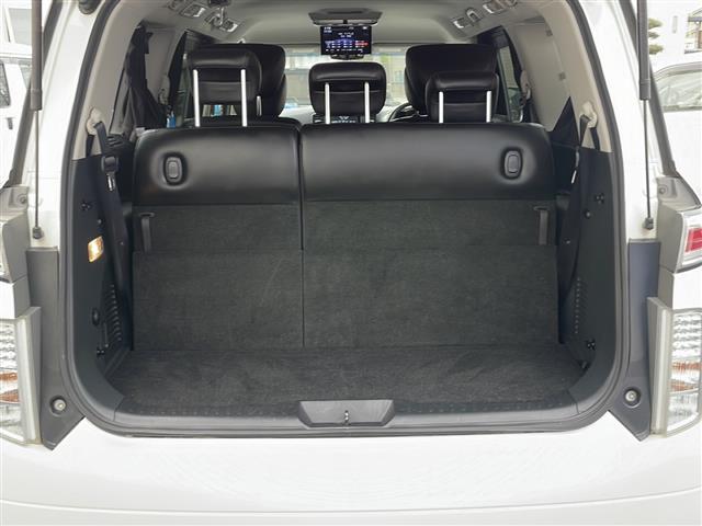 エルグランド ２５０ハイウェイスターアーバンクロム　純正ナビ　バックカメラ　ＥＴＣ　両側パワースライドドア　純正アルミホイール　フリップダウンモニター（8枚目）